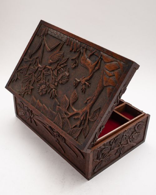 Super Large Arts & Crafts Oak Box - circa 1900