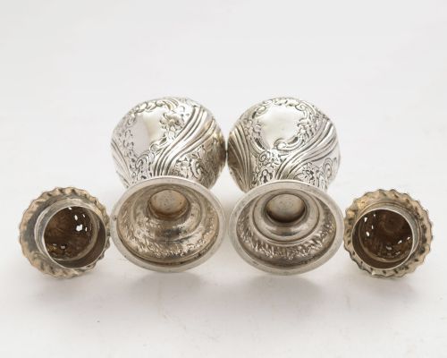 Gorgeous Pair Edwardian Silver Pepper Pots - London 1902