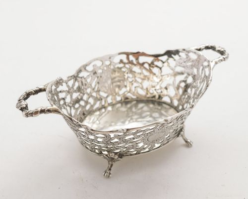 Pretty Edwardian Small Silver Basket - London 1902