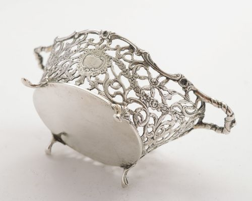 Pretty Edwardian Small Silver Basket - London 1902
