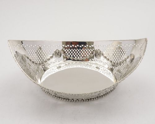Elegant Edwardian Silver Plated Bread Basket - circa 1905