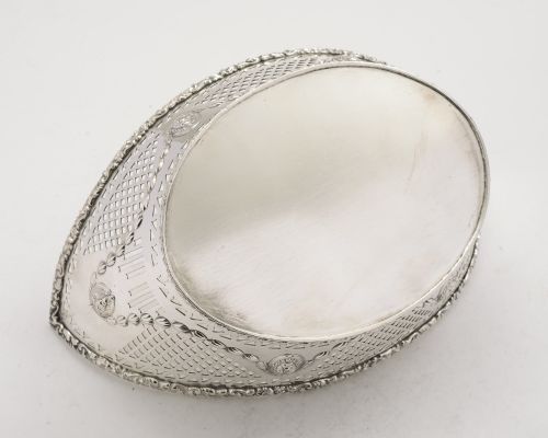 Elegant Edwardian Silver Plated Bread Basket - circa 1905