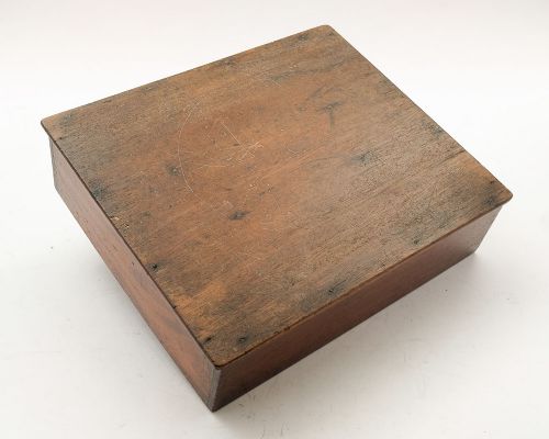 Nice Georgian Mahogany Desk Tidy - circa 1820