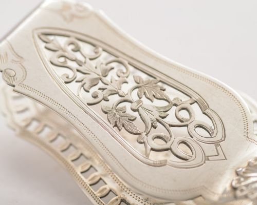 Nice Victorian Silver Plated Kings Pattern Serving Tongs - circa 1890