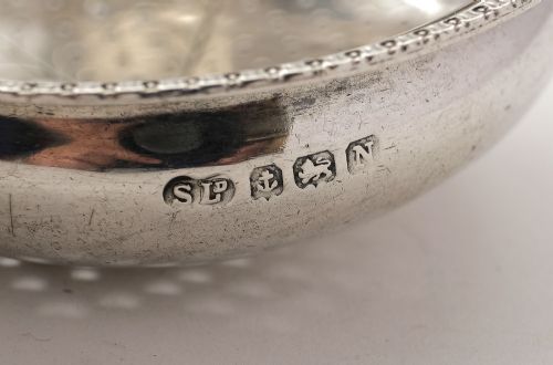 Lovely Agate Handle & Silver Tea Strainer - Birmingham 1937