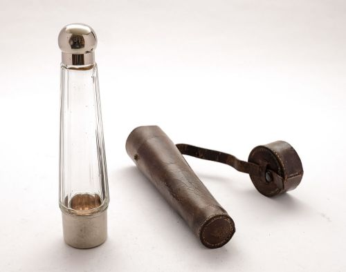 Nice Hunting Flask in Leather Case - circa 1930