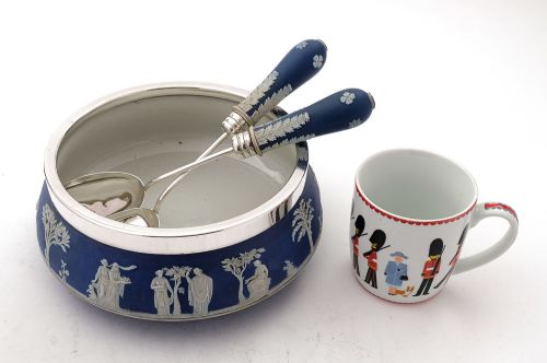 Gorgeous Edwardian Wedgewood Salad bowl - circa 1905