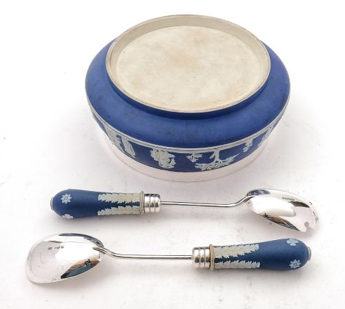 Gorgeous Edwardian Wedgewood Salad bowl - circa 1905