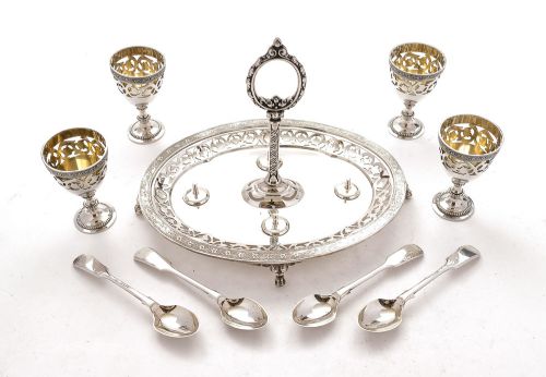 Gorgeous Elkington George V Silver Plated Egg Cruet - 1914