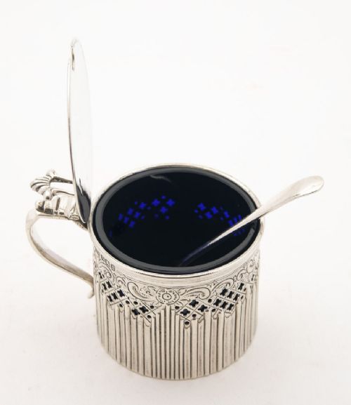 Fabulous Drum Shaped Silver Mustard Pot - Sheffield 1896