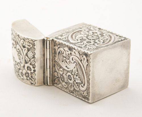 Sweet Victorian Miniature Playing Card Box - Chester 1899