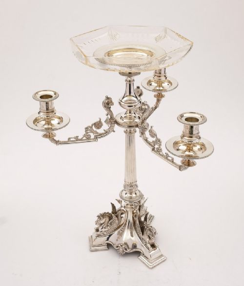 精美的维多利亚镀银中心装饰品 - 约 1880 年
