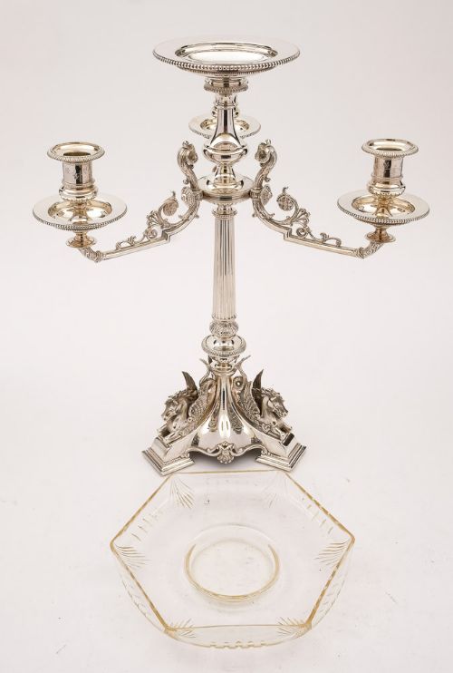 精美的维多利亚镀银中心装饰品 - 约 1880 年