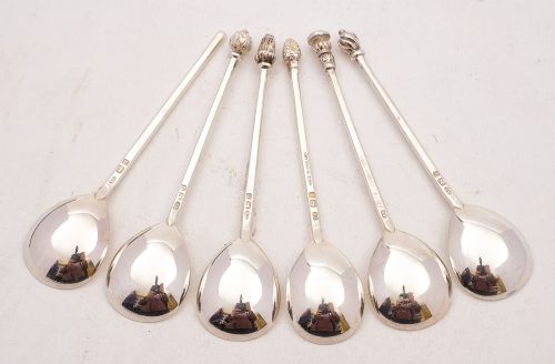 Nice Vintage Silver Collection of Tea Spoons London 1964