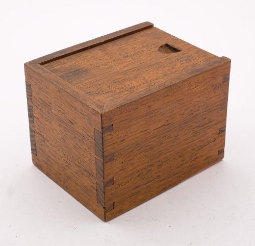 Good Oak Boxed Edwardian Chess Set Circa 1905