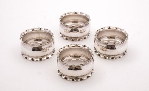 Lovely cased set Edwardian Napkin Rings - Birmingham 1901