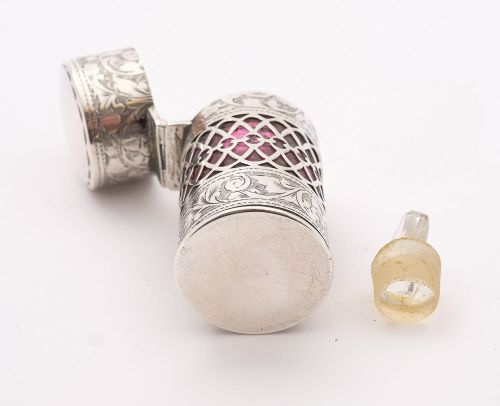 Lovely Edwardian Silver Scent Bottle - Birmingham 1909