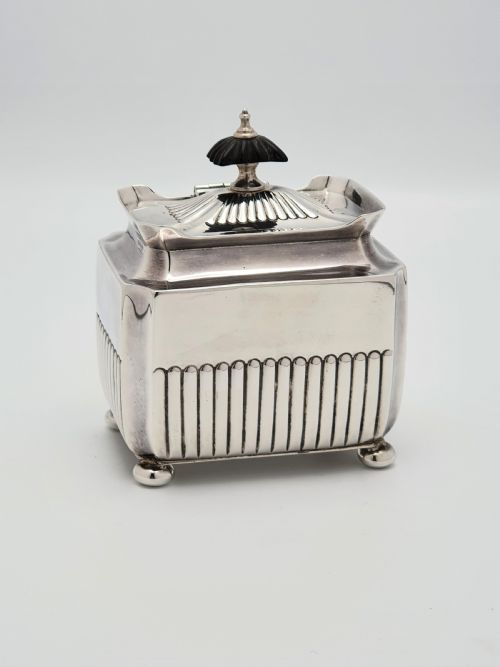 Pretty Victorian antique silver tea caddy - Sheffield 1883