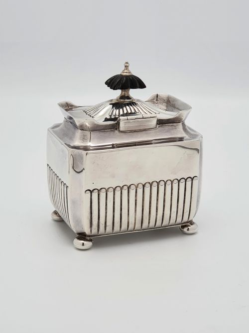 Pretty Victorian antique silver tea caddy - Sheffield 1883