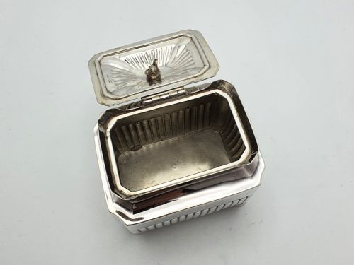 Pretty Victorian antique silver tea caddy - Sheffield 1883