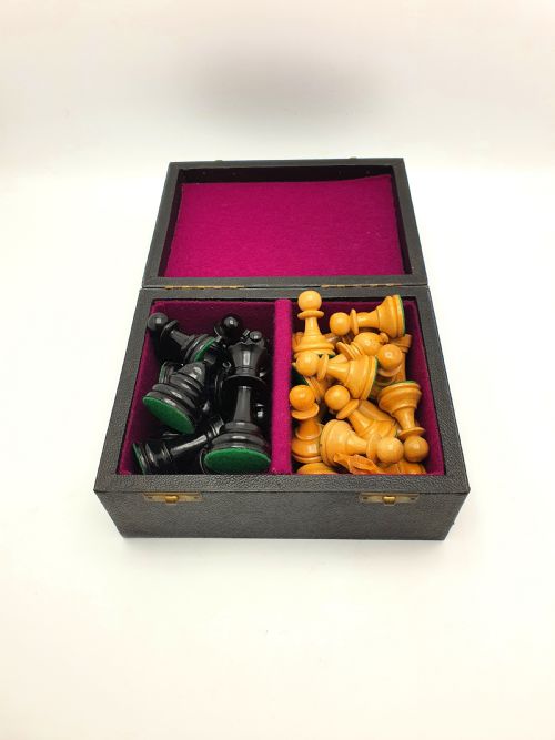 Nice Staunton Style Chess Set - circa 1930