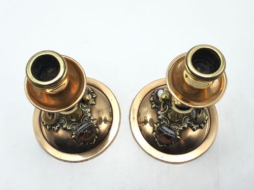 Paar Kerzenständer aus Bronze und Messing mit Achat-Set – um 1880