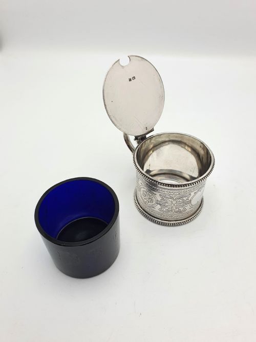 Beautiful Victorian Silver Mustard Pot - Sheffield 1875